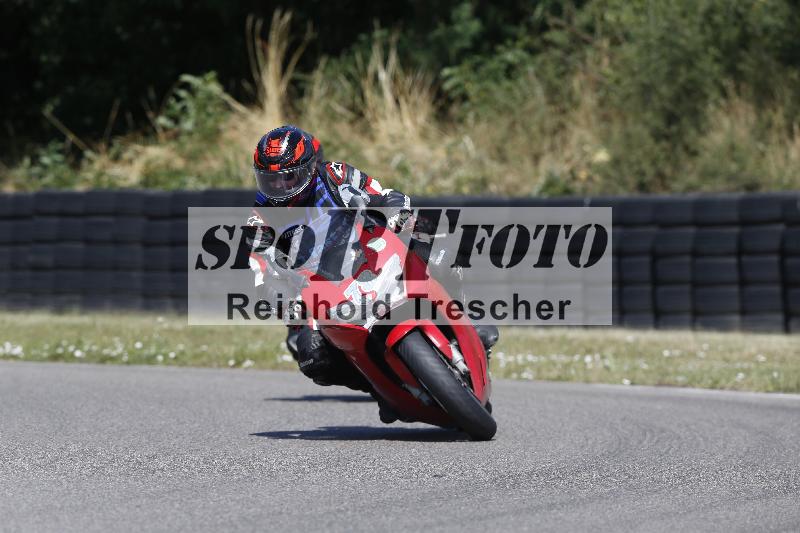 /31 24.06.2025 Get Faster Caremotion ADR/Gruppe gruen/78